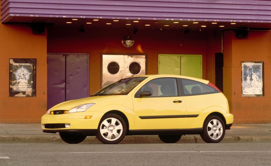  Ford Focus 1999 года  (фото 58 из 130)
